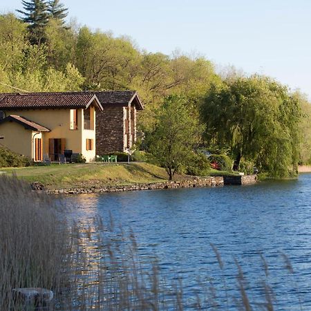 Violina Casa Vacanze Pettenasco Bagian luar foto